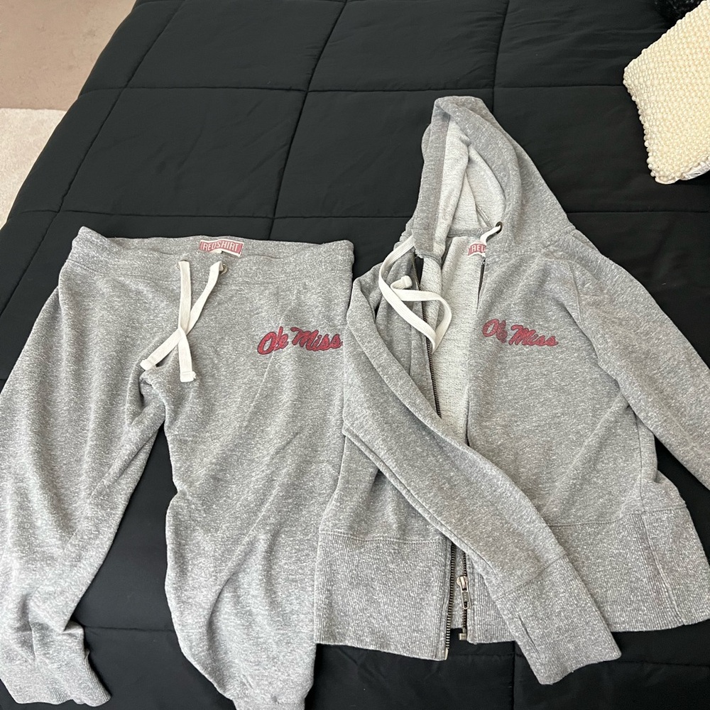 Redshirt Gray 'Ole Miss' Hoodie and Sweatpants Set Size Small